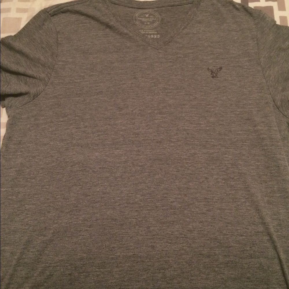 American Eagle V Neck